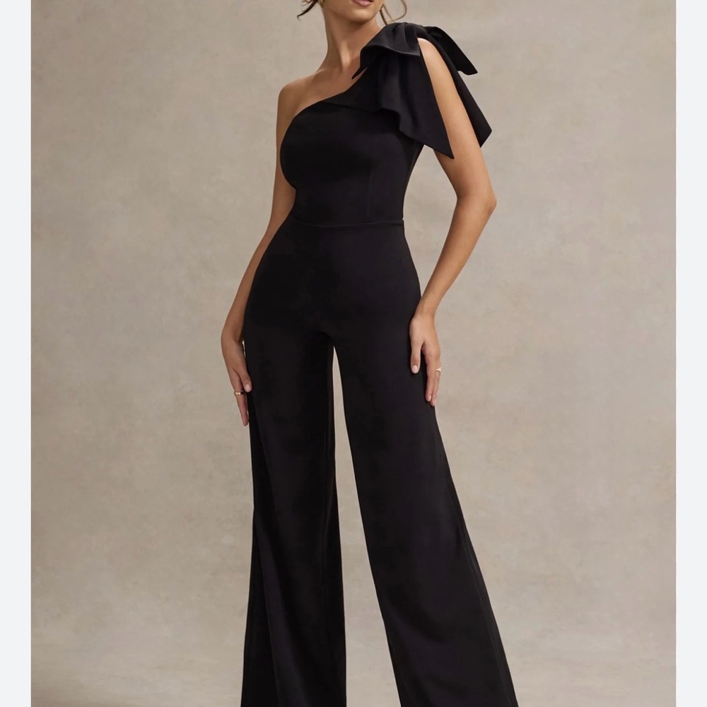 Few Moda Brand Black One-Shoulder Jumpsuit Size Small/4